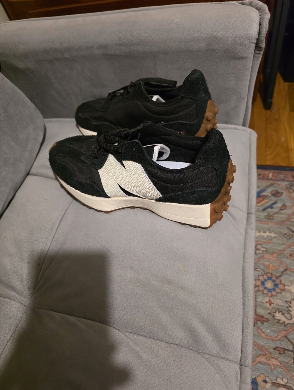 NWOT New Balance 327, Size 10, Only Tried On - Picture 7 of 7